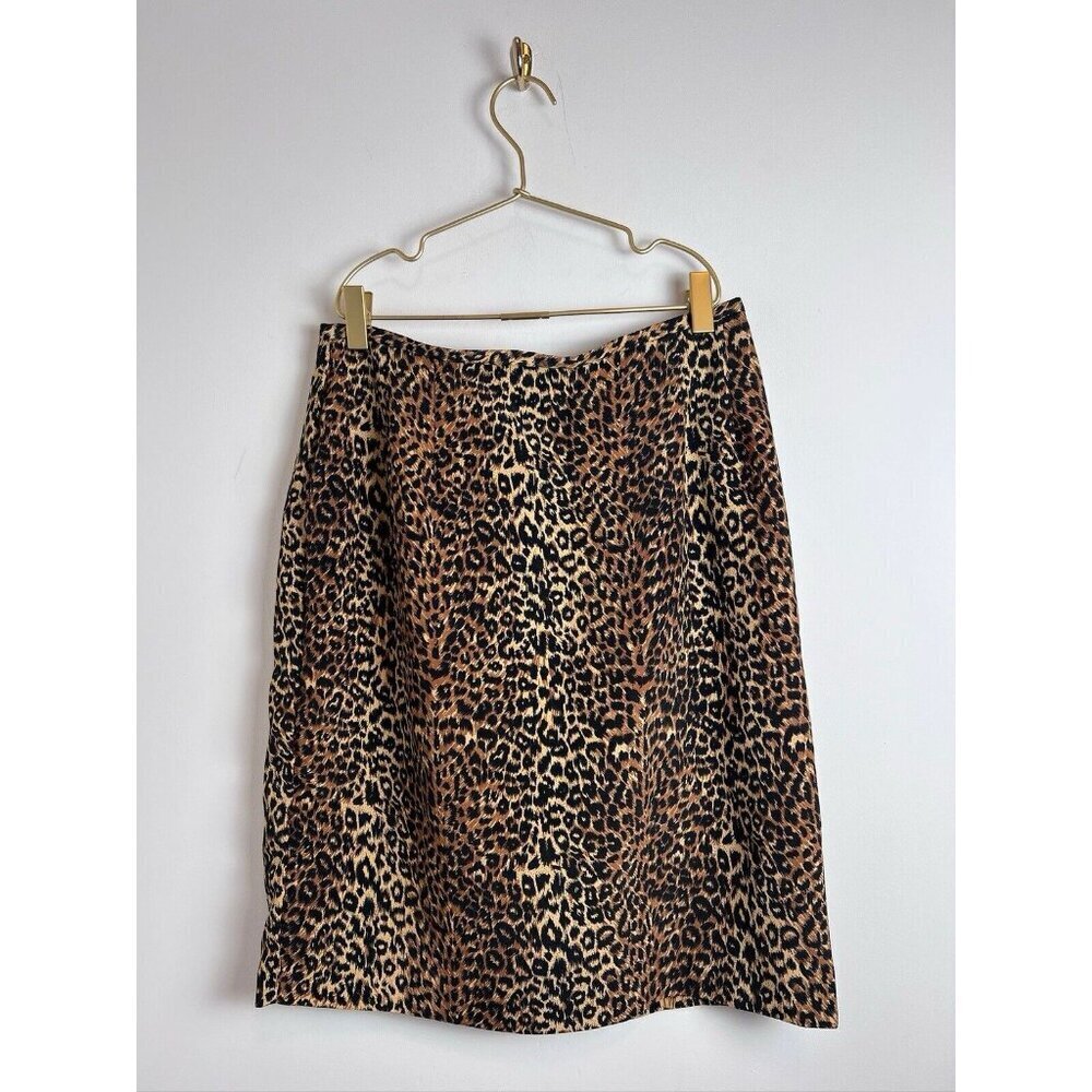 VINTAGE Savion Womens Size 8 Dark Floral Skirt Made In USA